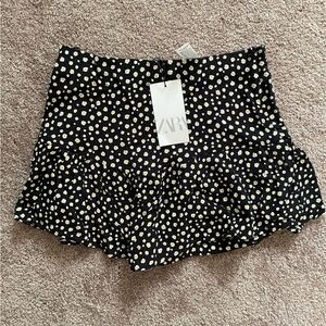 NWT Zara Skort Black and White Floral Size Medium